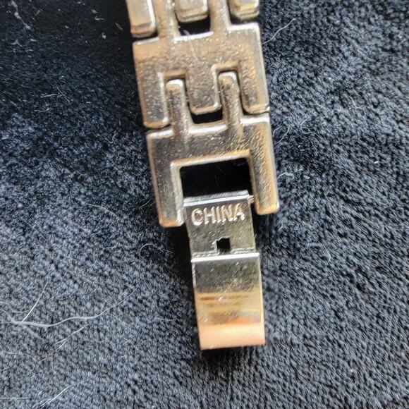 Vintage Rumours Watch Gold Face Retro Quartz Bracelet Dainty Small Gift Her - Picture 3 of 9